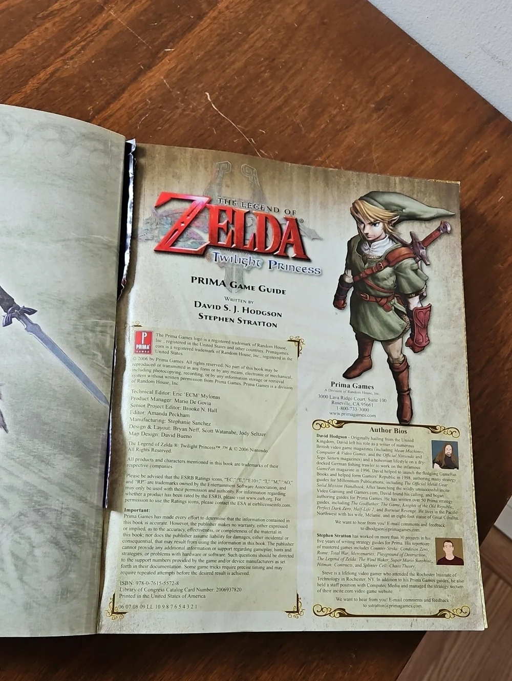 2006 The Legend Of Zelda Twilight Princess Guide Game Cube Version Prima Games